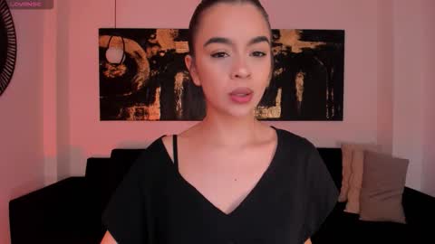 Alana online show from October 2025 12:23:02 PM