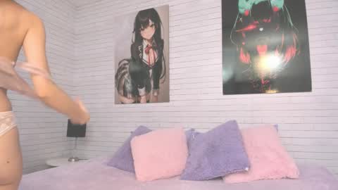 Snapshot of alanahell_ chatting on February 2026 04:01:01 PM ALANA online show from February 2026 04:01:01 PM