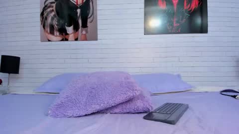 ALANA  online show from March 2026 11:42:01 PM