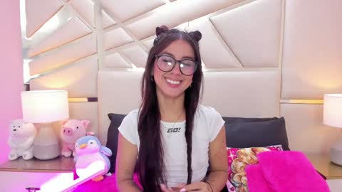 Snapshot of alanajones1 chatting on December 2024 12:05:01 PM alana online show from December 2024 12:05:01 PM