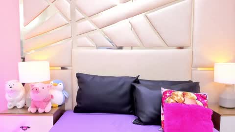 Snapshot of alanajones1 chatting on December 2024 11:50:02 AM alana online show from December 2024 11:50:02 AM