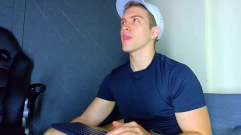 Alan Ferrer online show from March 2026 10:18:02 AM