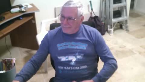 Snapshot of alanlee10allen chatting on April 2026 01:39:02 PM Alanlee10allen online show from April 2026 01:39:02 PM