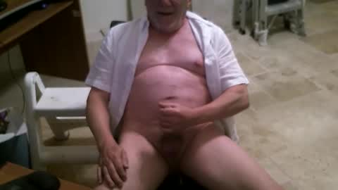 Snapshot of alanlee10allen chatting on May 2026 01:13:02 AM Alanlee10allen online show from May 2026 01:13:02 AM
