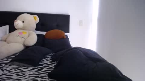 alanna_new1 online show from February 2025 09:08:02 PM