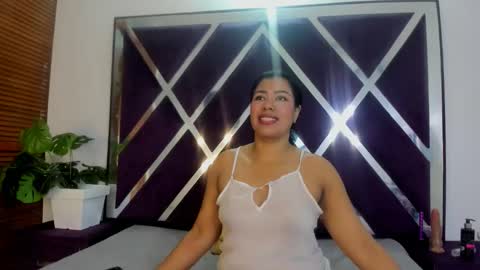 Snapshot of alannaht chatting on May 2026 02:22:02 PM alannaht online show from May 2026 02:22:02 PM