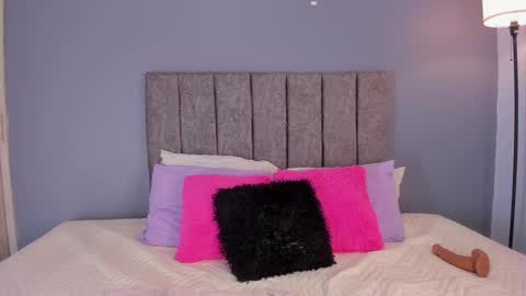 Snapshot of alannajones01 chatting on February 2026 11:58:02 AM Alanna online show from February 2026 11:58:02 AM