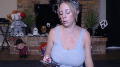 Alanna Rack online show from October 2025 12:13:02 PM