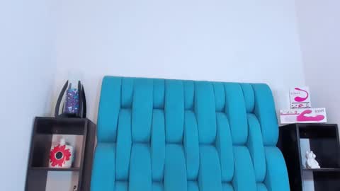 alannaughty_ online show from January 2025 11:05:02 PM