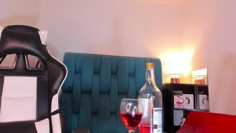 alannaughty_ online show from February 2025 03:54:01 AM