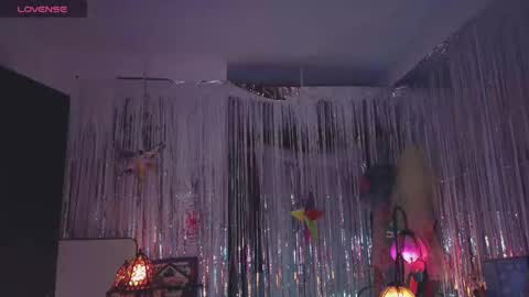 Alaska Grace       online show from February 2026 04:43:02 AM