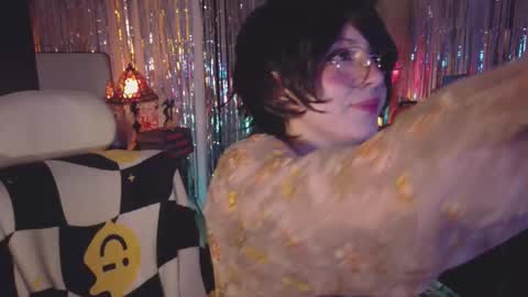 Alaska Grace       online show from March 2026 04:18:01 AM