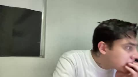 Snapshot of alber753713 chatting on June 2026 02:57:01 AM alber753713 online show from June 2026 02:57:01 AM
