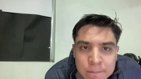 Snapshot of alber753713 chatting on June 2026 05:50:02 AM alber753713 online show from June 2026 05:50:02 AM