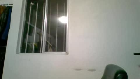 Snapshot of albertoarenas16 chatting on May 2026 04:08:02 AM albertoarenas16 online show from May 2026 04:08:02 AM