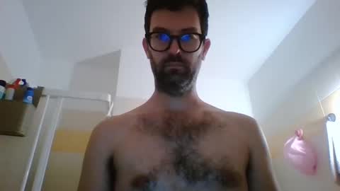 Snapshot of albertodivenire chatting on December 2024 12:35:01 PM albertodivenire online show from December 2024 12:35:01 PM