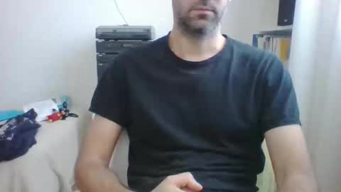 Snapshot of albertodivenire chatting on February 2025 10:13:02 AM albertodivenire online show from February 2025 10:13:02 AM