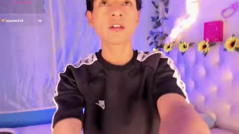 ale_aurarashi online show from February 2026 03:03:01 AM