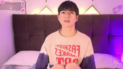 ale_aurarashi online show from April 2026 11:59:01 AM