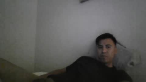 Snapshot of aleccksz chatting on April 2026 01:17:02 AM PoonHandler online show from April 2026 01:17:02 AM