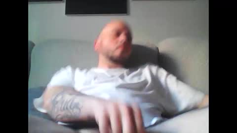 Snapshot of aleeexxxx4u chatting on May 2026 07:58:02 AM aleeexxxx4u online show from May 2026 07:58:02 AM