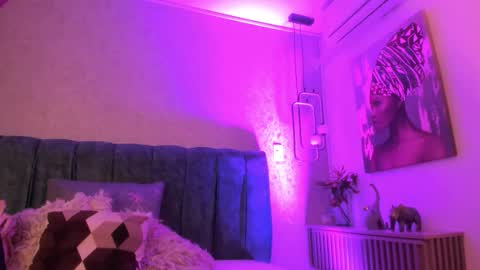 Aleera online show from March 2026 07:52:02 PM