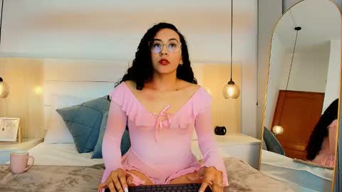 Alehia Cute online show from December 2025 12:05:01 AM