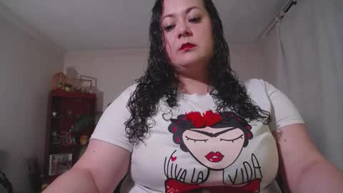 Snapshot of aleia_taylor chatting on December 2025 02:52:01 AM aleia taylor online show from December 2025 02:52:01 AM