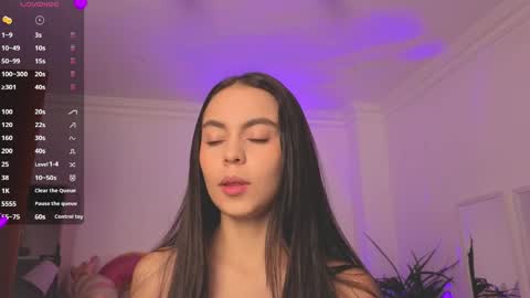 Snapshot of alejaa___ chatting on May 2026 11:18:02 AM Alejandra online show from May 2026 11:18:02 AM