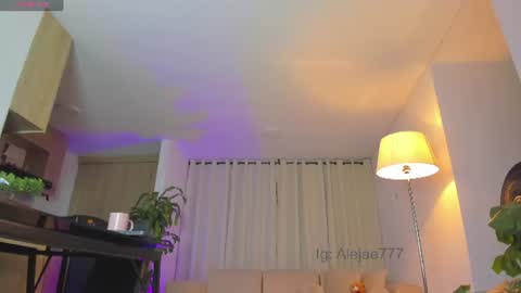 Snapshot of alejaevangeline chatting on June 2026 11:02:01 AM A L E J A N D R A online show from June 2026 11:02:01 AM