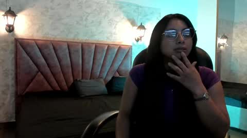 alejandra56_ online show from April 2026 06:34:01 PM