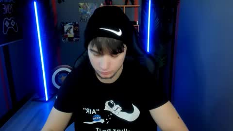 Snapshot of alejandro_ellias chatting on January 2026 08:56:02 PM Alejandro online show from January 2026 08:56:02 PM