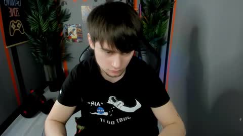 Snapshot of alejandro_ellias chatting on February 2026 08:30:01 PM Alejandro online show from February 2026 08:30:01 PM