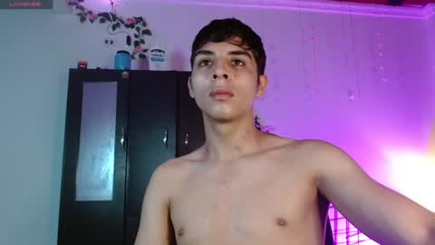 Snapshot of alejito_collins1 chatting on December 2024 07:27:02 PM Alejo online show from December 2024 07:27:02 PM