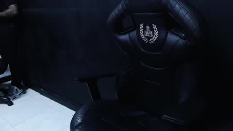 Snapshot of alejoconex6 chatting on September 2025 03:41:02 AM Alejo online show from September 2025 03:41:02 AM