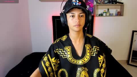 Snapshot of alejoo_storms chatting on April 2026 07:03:02 AM alejo online show from April 2026 07:03:02 AM