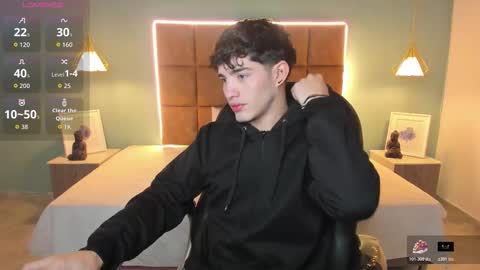 ALejoo Saenz online show from November 2025 02:36:01 AM