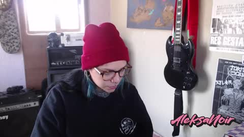 AleksaNoir online show from February 2025 02:37:01 PM