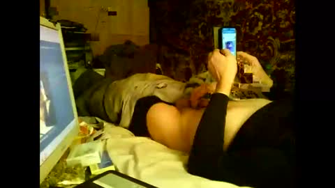 Snapshot of alekss4 chatting on December 2024 12:17:01 PM alekss4 online show from December 2024 12:17:01 PM