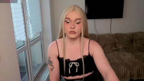 ALENA  INDEPENDENT MODEL online show from April 2026 02:26:01 PM