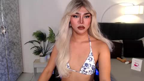 alenajones online show from January 2025 09:48:02 AM