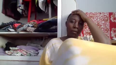 Noreen Kennth and Emilly online show from October 2025 08:00:02 AM