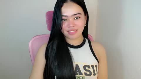 Snapshot of alesha_vibe_me chatting on May 2026 08:25:01 PM alesha_vibe_me online show from May 2026 08:25:01 PM