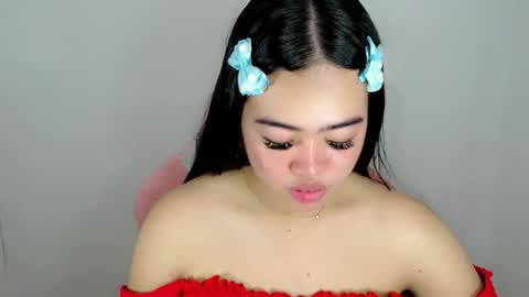 Snapshot of alesha_vibe_me chatting on June 2026 02:37:02 PM alesha_vibe_me online show from June 2026 02:37:02 PM