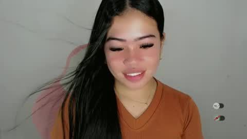 Snapshot of alesha_vibe_me chatting on June 2026 06:17:01 PM alesha_vibe_me online show from June 2026 06:17:01 PM