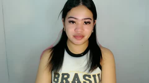 Snapshot of alesha_vibe_me chatting on June 2026 02:06:01 PM alesha_vibe_me online show from June 2026 02:06:01 PM