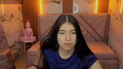 Snapshot of alesia_v chatting on July 2026 03:04:01 AM Live 1000pm 600am COLOMBIAN HOUR online show from July 2026 03:04:01 AM