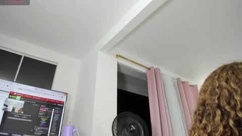 Snapshot of alesiacooper chatting on March 2026 12:05:01 AM alesia online show from March 2026 12:05:01 AM