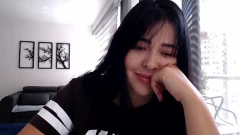 Snapshot of aleska__bell chatting on July 2026 03:29:01 PM Aleska online show from July 2026 03:29:01 PM