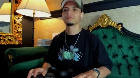 Snapshot of aless_king chatting on May 2026 07:55:02 PM Alessandro King online show from May 2026 07:55:02 PM
